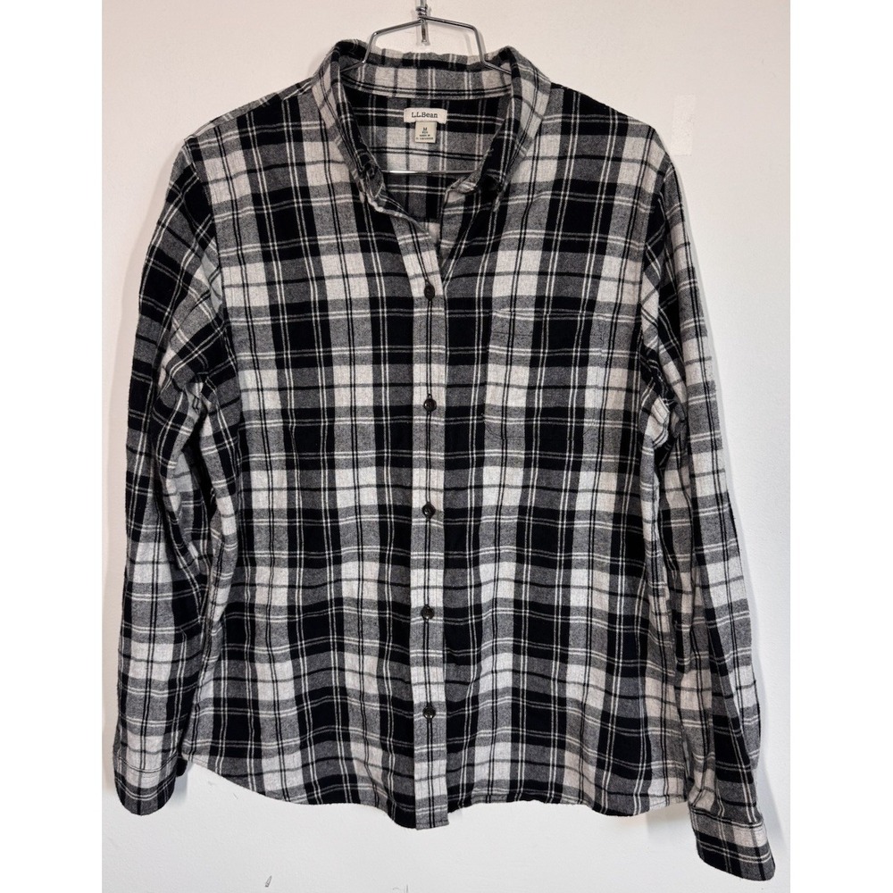 LL Bean Scotch Plaid Flannel Long Sleeve Button Up Pocket Shirt Womens M Camping